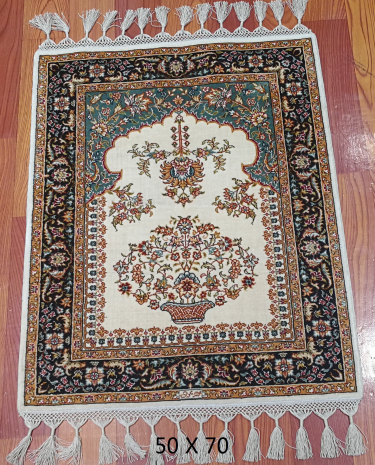 手工绢丝地毯 1.7*2.2  TXD-33白